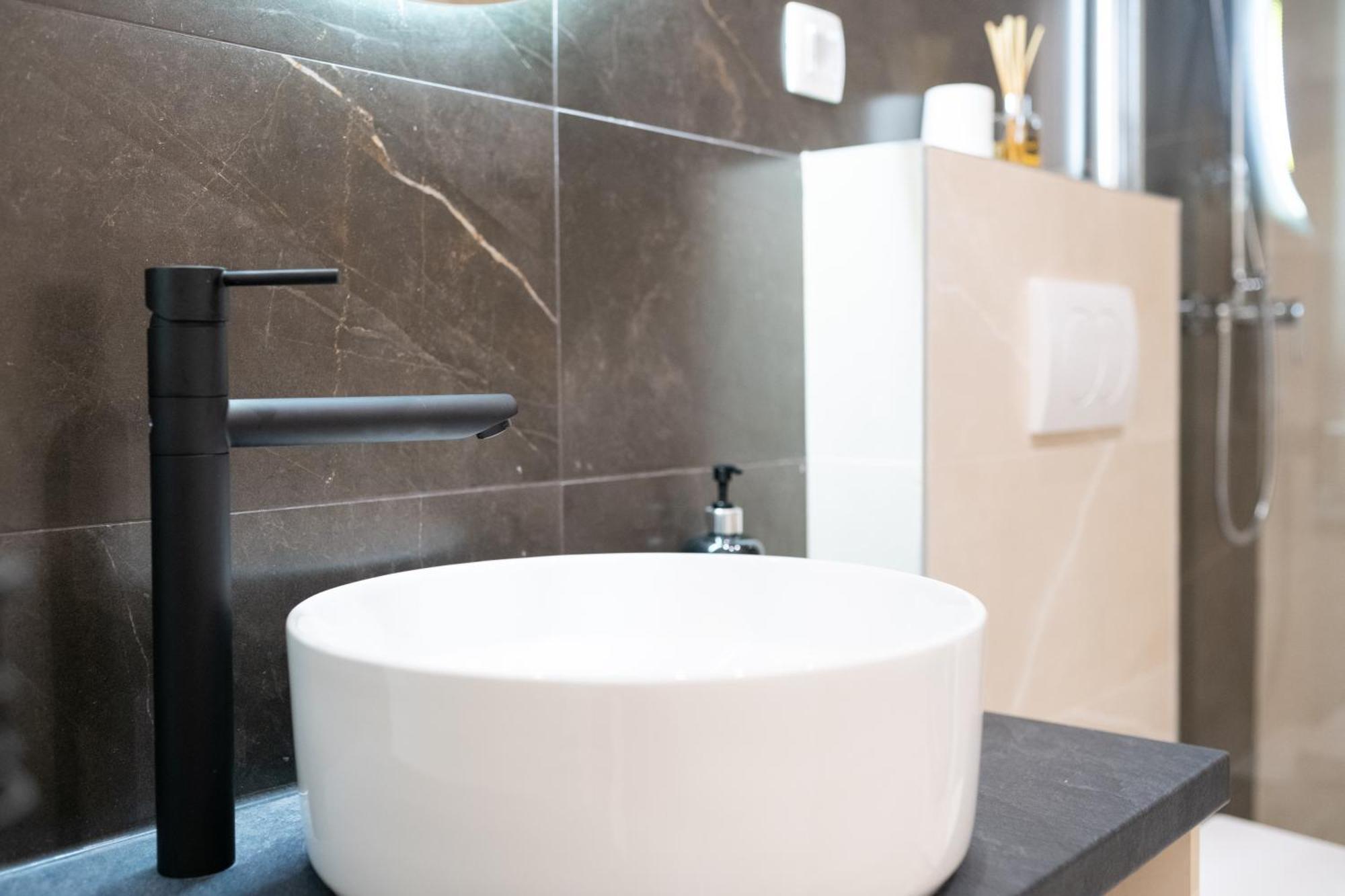 Christian Studio Apartments Umag Bagian luar foto